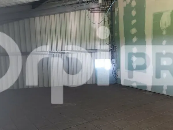Bureaux 300 m²