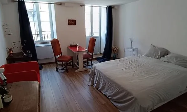 Studio centre ville Felletin 23m2