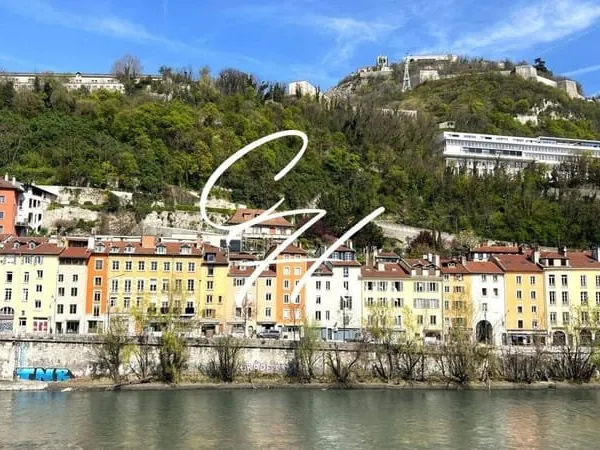 Appartement 4 pièces 93 m²