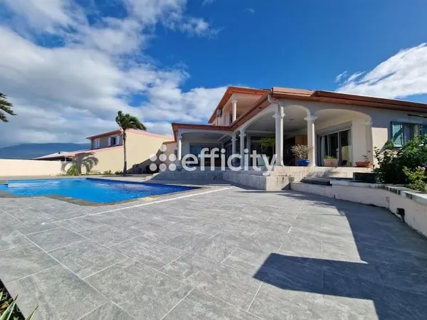 Maison 4 pièces 168 m²