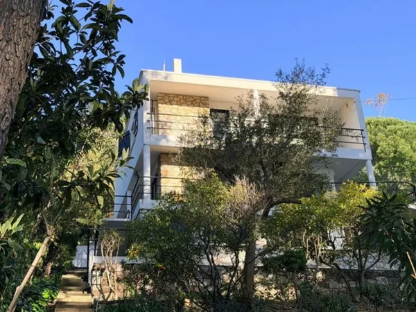 Villa 6 pièces 150 m²