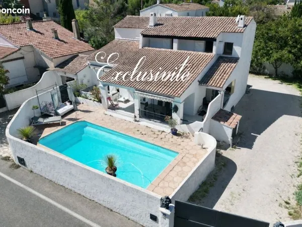 Villa 4 pièces 145 m²