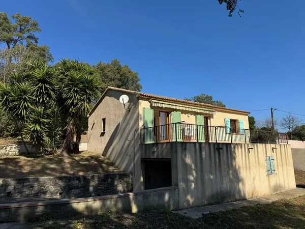 Maison T3 de 77 m2 avec un terrain de 2240 m2