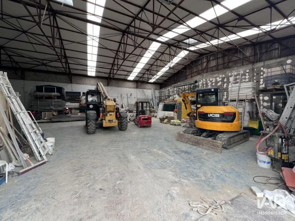 Local d'activité 292 m²