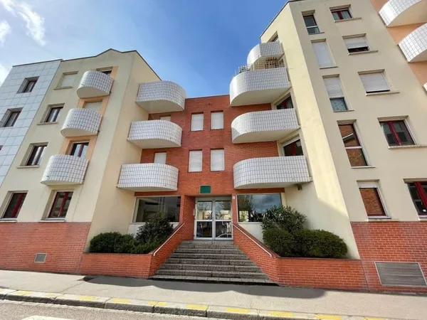 Appartement F3 - Rouen Rive Gauche - Parking et cave