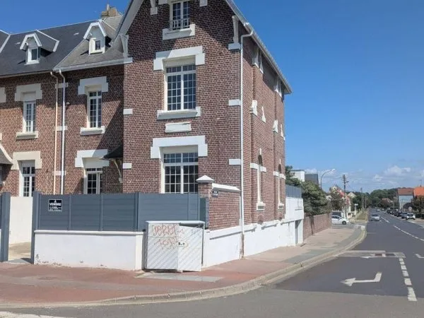 Maison 15 pièces 252 m²