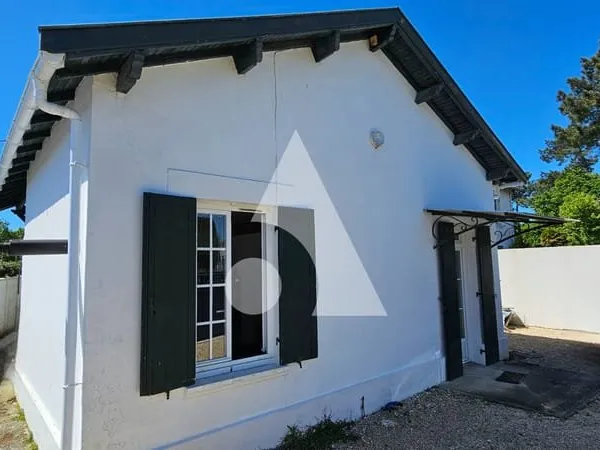 Maison rénovée plain-pied