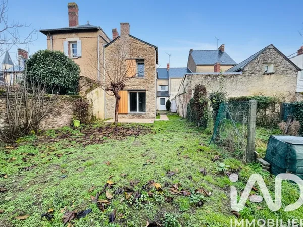 Immeuble 6 pièces 105 m²