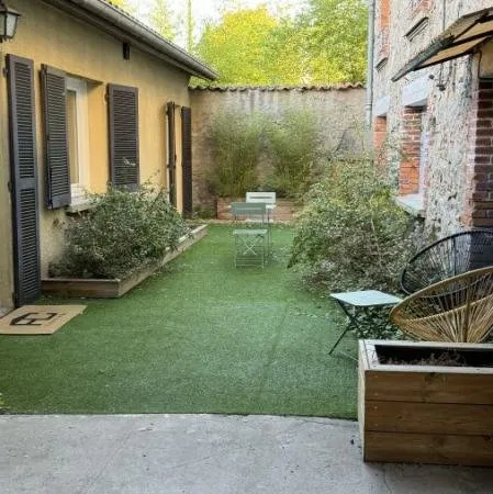 Commerce Vente Thiers 10p 219m² 170000€