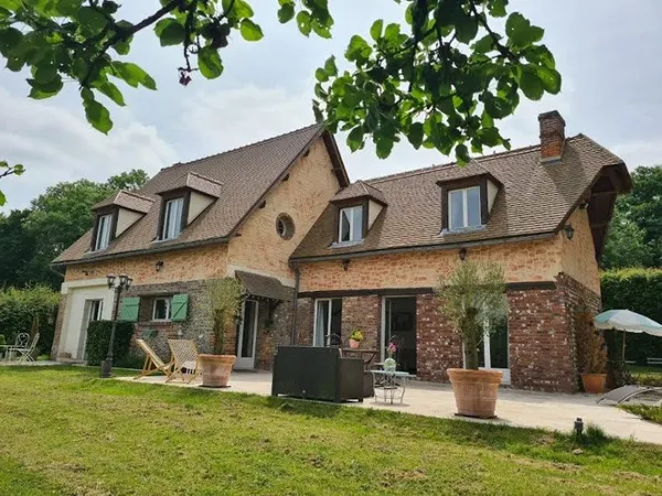 Maison 8 pièces 160 m²