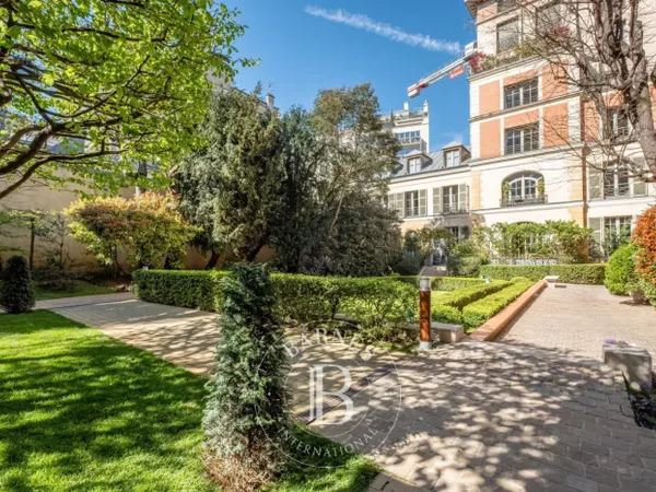 Saint Placide - Appartement-Duplex avec terrasses