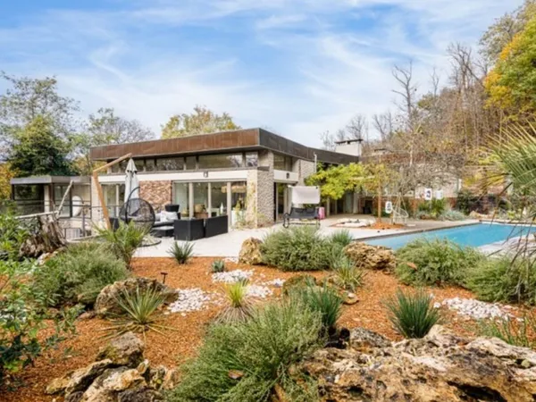 Villa 700 m²