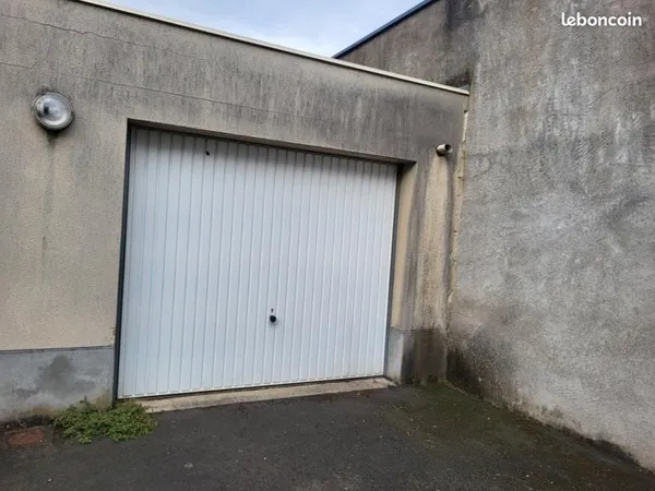 Garage/box 13 m² Angers