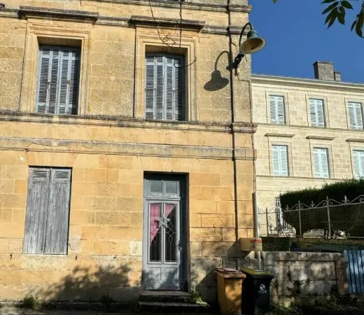 Maison Bayon Sur Gironde 4 pièce(s) 82 m2