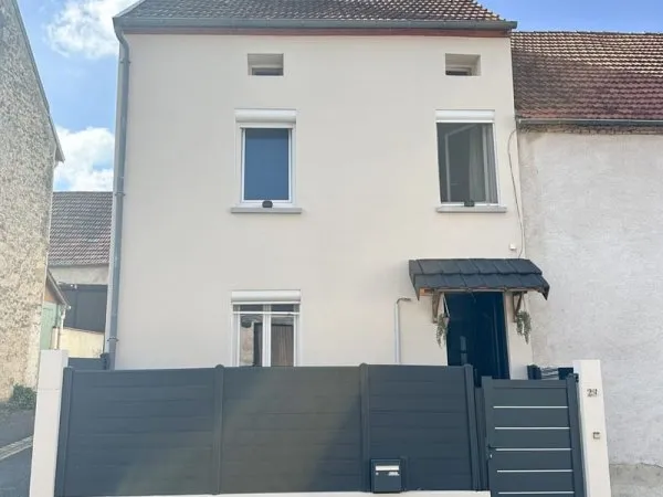 Maison de 4 pièces (86 m²) en vente au VERNET
