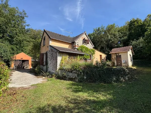 MAISON DE CHARME POLIGNY