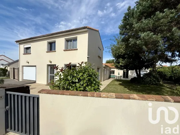 Maison 8 pièces 189 m²