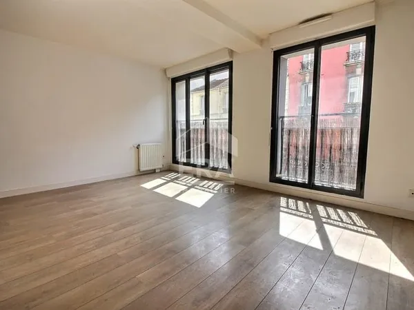 Appartement Saint Ouen Sur Seine 3 pièceS 65 m2
