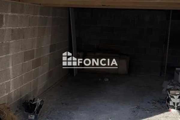 Box de stockage 18 m²