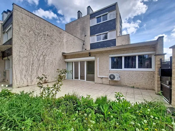 Maison 5 pièces 100 m²