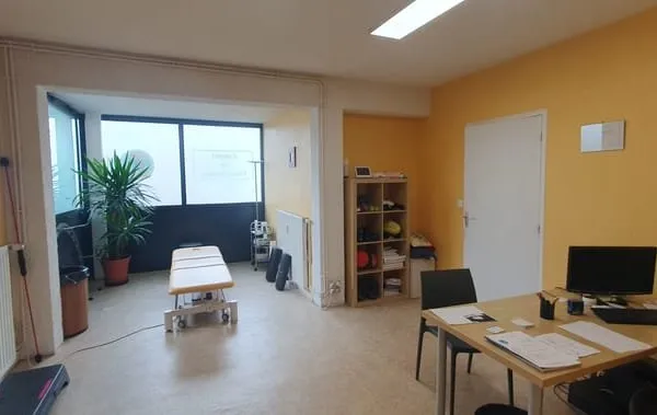 Murs commerciaux Angers 111 m2