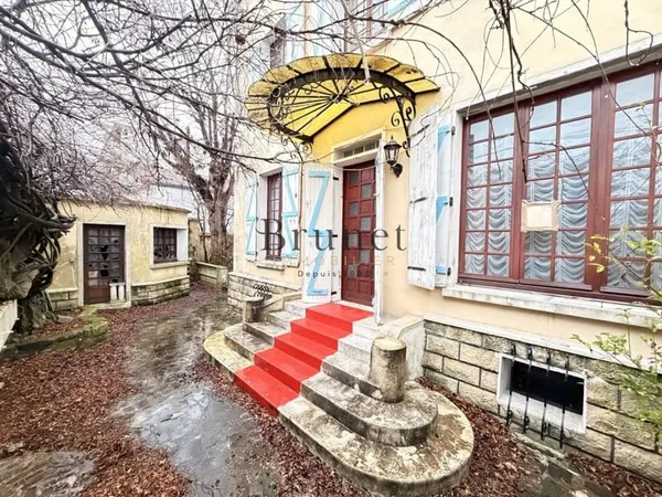 Maison 8 pièces 150 m²