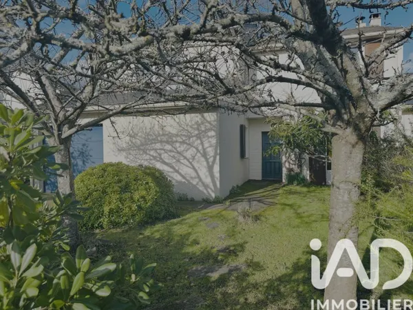 Maison 8 pièces 140 m²