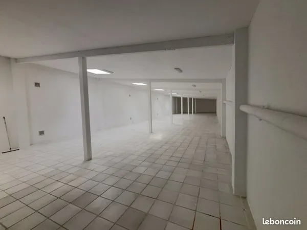 Immeuble 400 m²