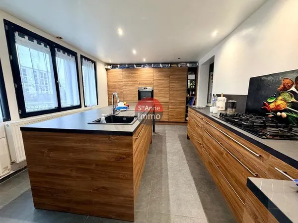 AMIENS - MAISON - 138 M2 - 3 CHAMBRES - 1 BUREAU - JARDIN -