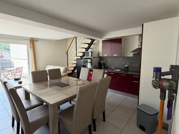 Maison Location Escoussens 4p 70m² 700€