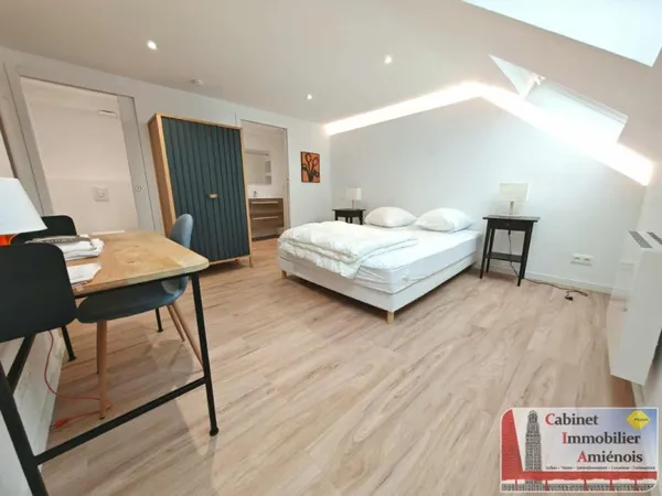 Amiens, Henriville - Proche Centre Ville : Studio 20m2 Haut