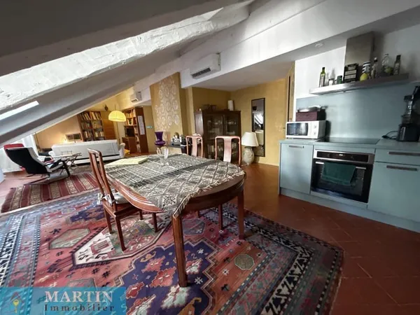Appartement 3 pièces au 2-eme et dernier étage