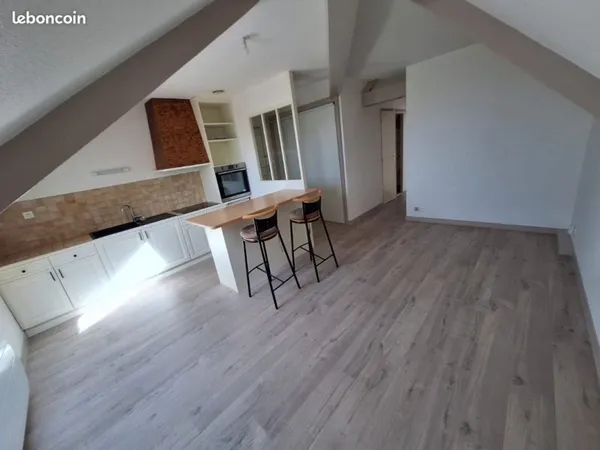 Apartement T2 37m2 ( 42m2 sol) Hédé