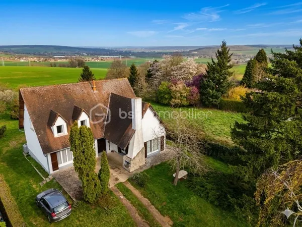 Maison 8 pièces 200 m²