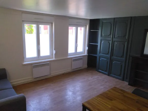 Loue appartement meublé en duplex