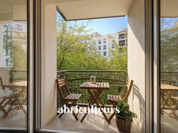 Appartement 3 Pièces avec balcon - 69m² - Issy-les-Moulineaux