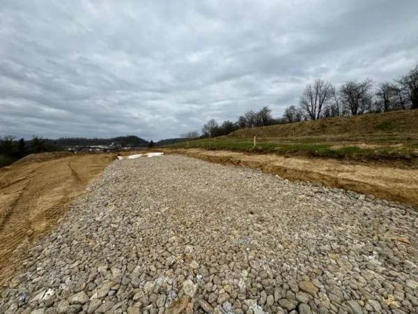 Terrain 352 m²