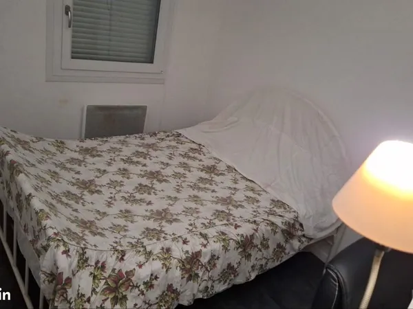 Colocation Chambre privée en T3 - Résidence avec piscine