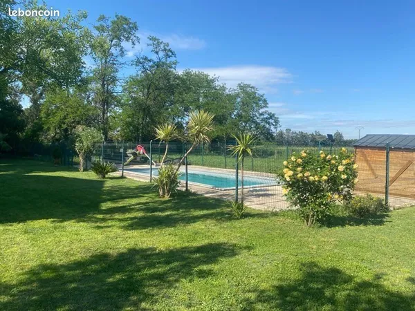 Maison avec terrain agricole