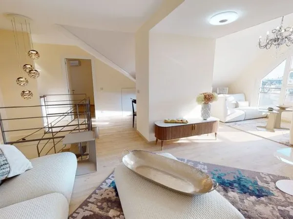Duplex 6 pièces 220 m²