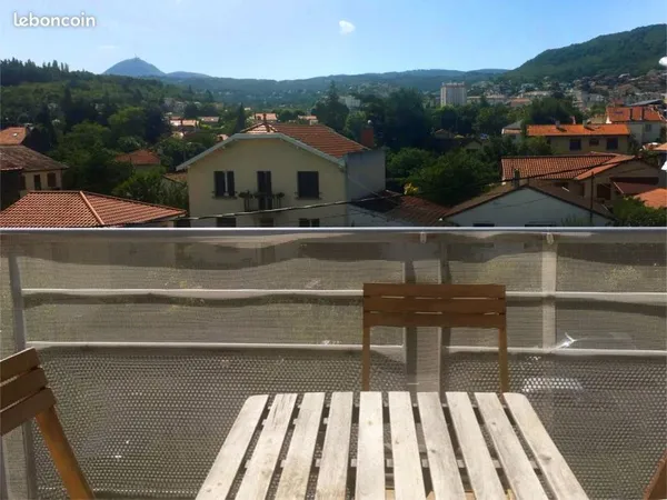 Appartement T2 de 44 m² - 3ème et dernier étage - Quartier Montjuzet - Clermont-Ferrand