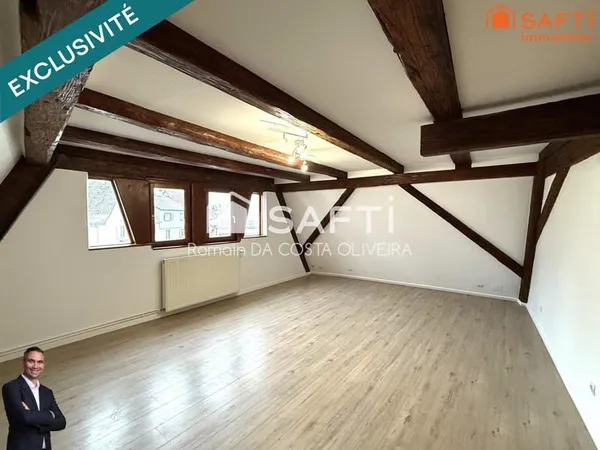 Superbe appartement de 4 pièces disposant d'une cave et d'une place de stationnement couverte !