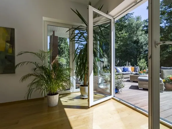 ✨ HYPERCENTRE - T3 AVEC GRAND JARDIN PRIVATIF - UN VÉRITABLE HAVRE DE PAIX ✨