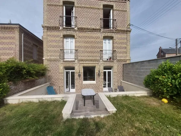 Immeuble 219 m²