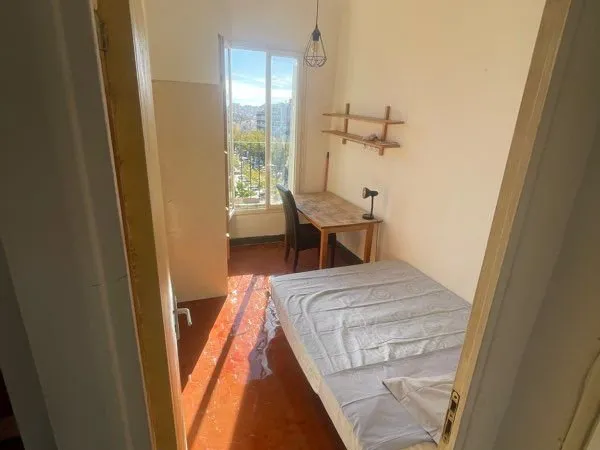 Chambre la Plaine en colocation