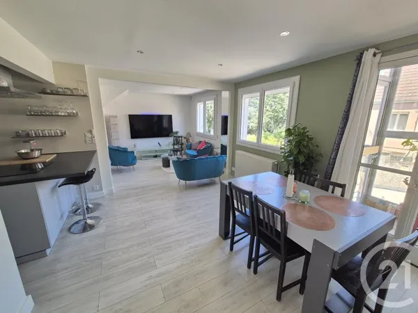 Maison 6 pièces 106 m²