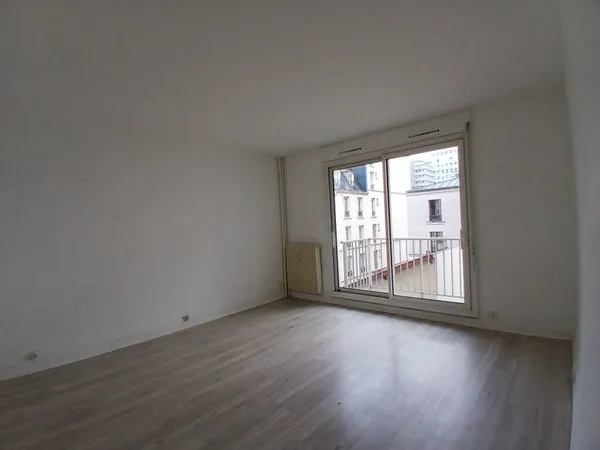 Appartement Paris 1 pièce(s) 30.73 m2