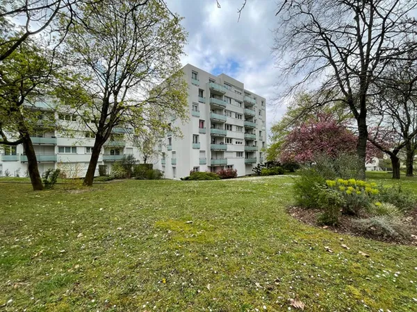 Appartement 4 pièces 87 m²