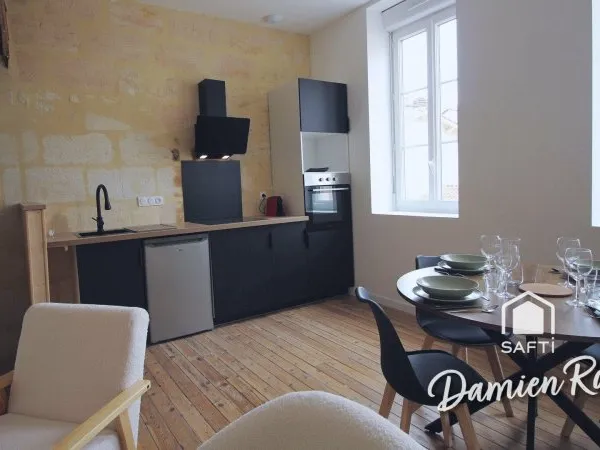 Immeuble d'habitation rénové - Coeur de Pauillac