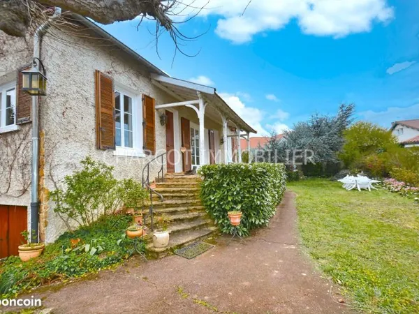 MAISON de 132m² sur Jardin de 1072 m² avec piscine